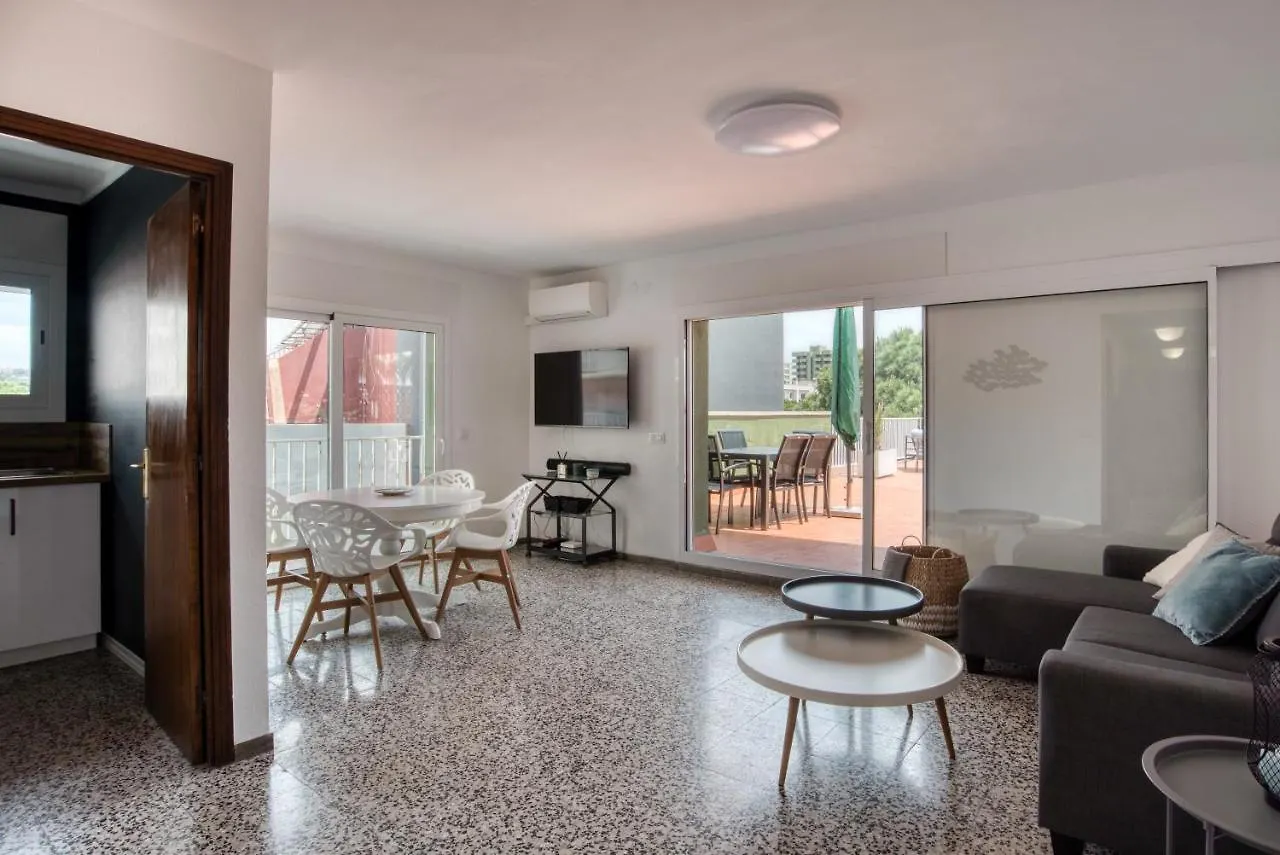 Albatros Apartament Per 5 Persones En Ple Centre Amb Gran Terrassa I Aparcament A 5 Minuts De La Platja Gran بلاتجا ذارو شقة